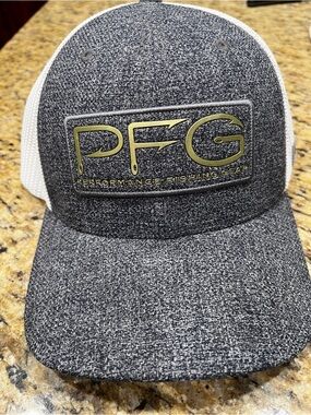 Performance Fishing Gear Men's Heather Gray Trucker Cap